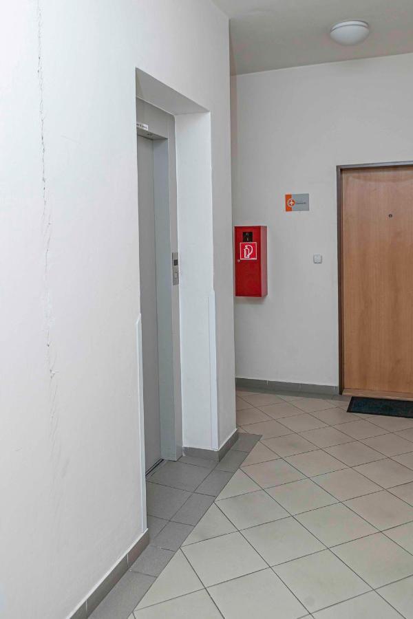 Castle View Apartment With Free Parking 브라티슬라바 외부 사진