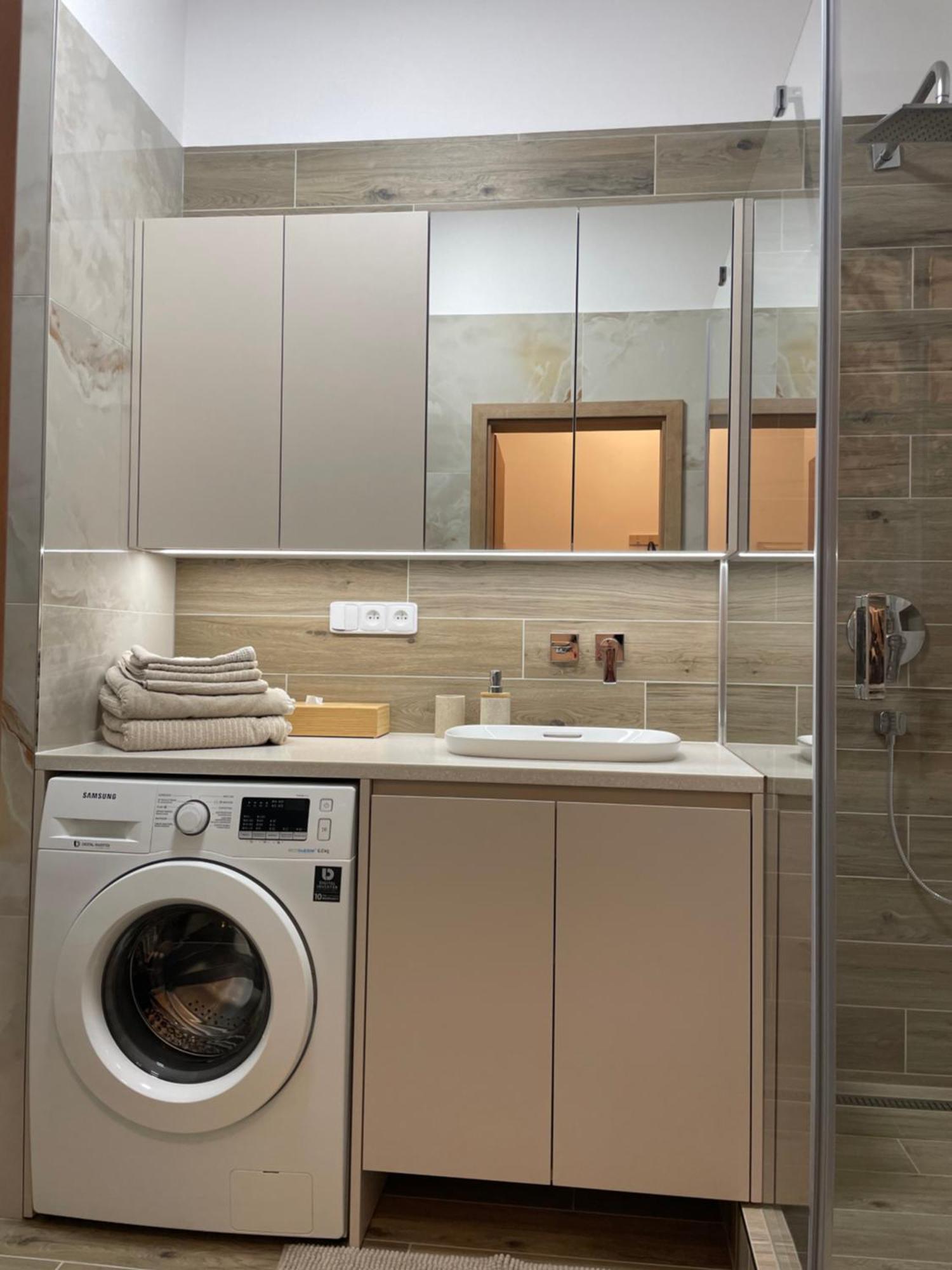 Castle View Apartment With Free Parking 브라티슬라바 외부 사진